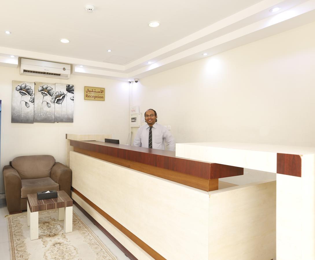 El Tawfiq Furnished Suites Malaz Riyadh Bagian luar foto